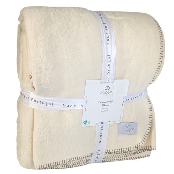 Docofil White King Size Cream Luxuriously Cotton Soft Blanket Made In Portugal - Picture 12 of 12